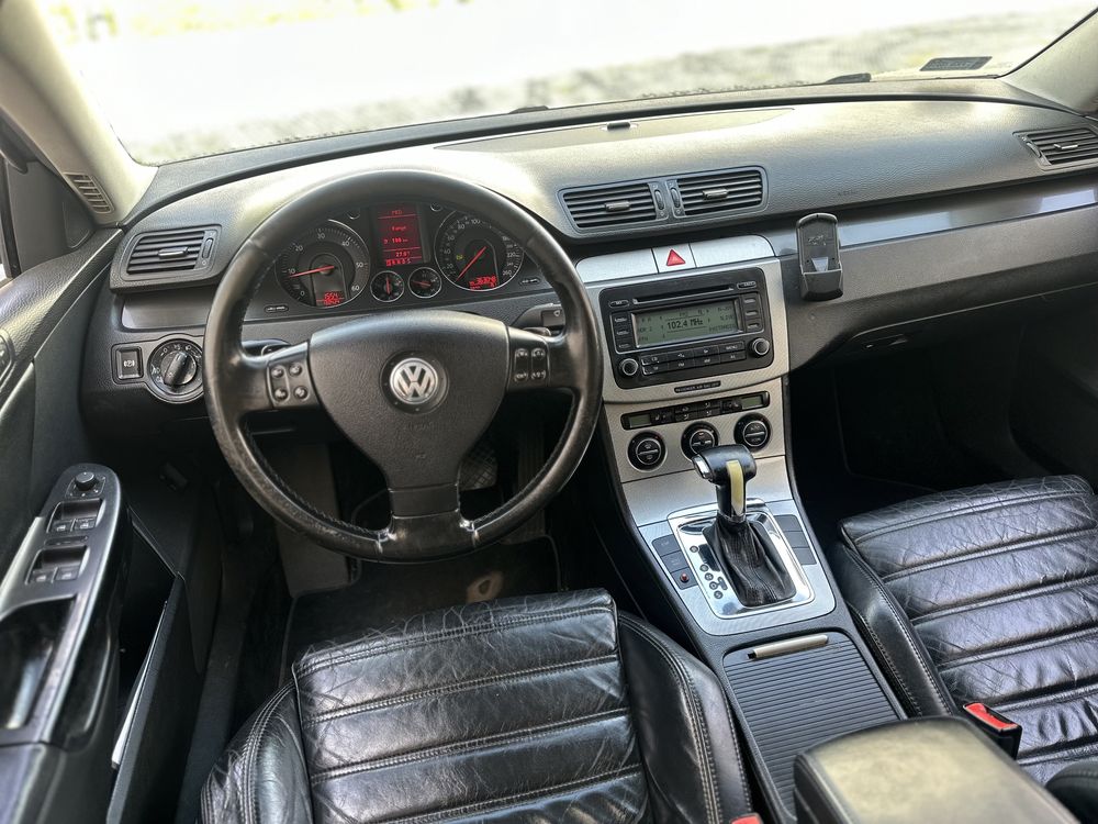 Volkswagen Passat B6 2.0 TDi / HIGHLINE!