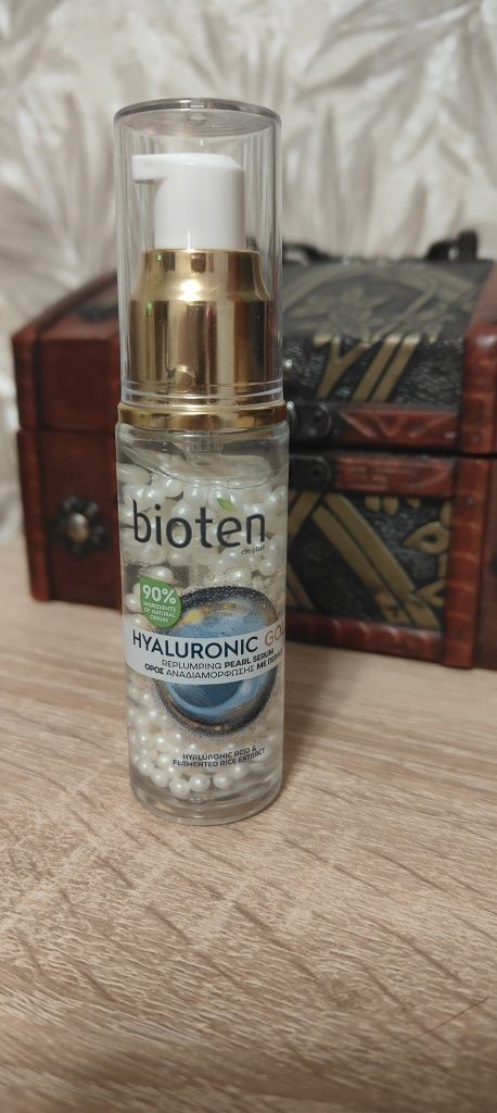 Сироватка для обличчя проти зморшок Bioten Hyaluronic Gold