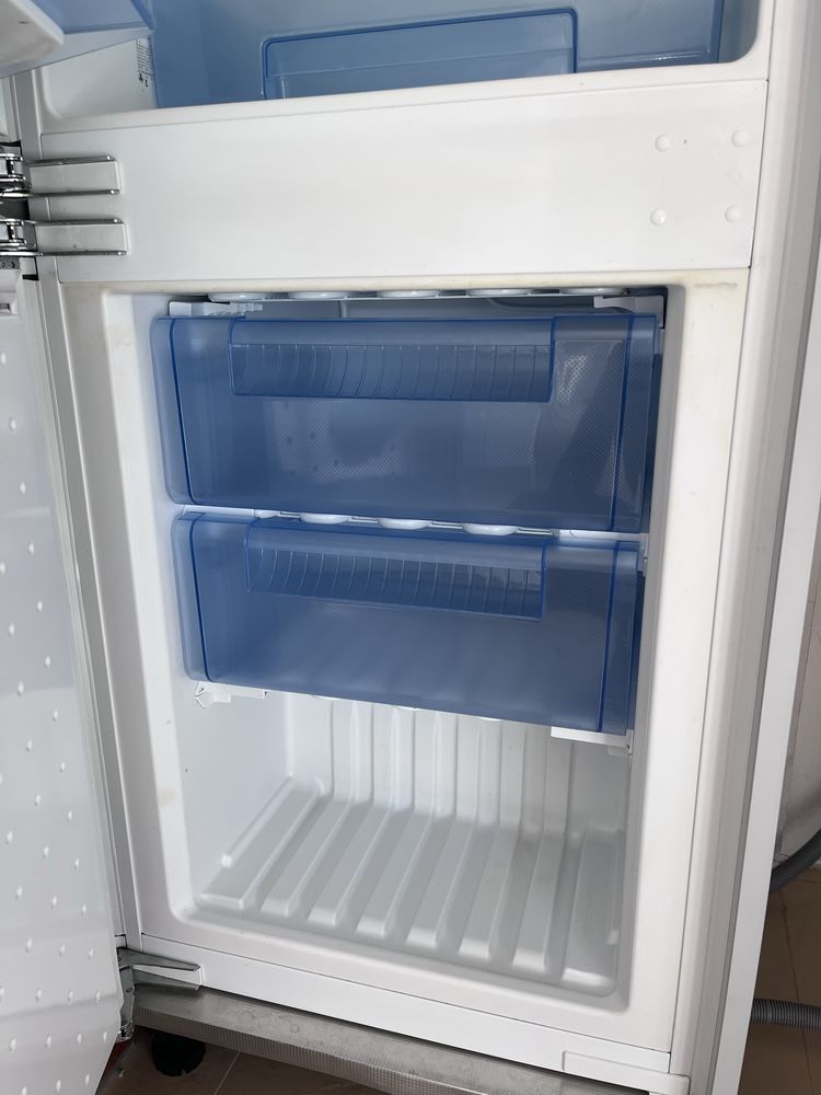 Frigorifico combinado de encastre