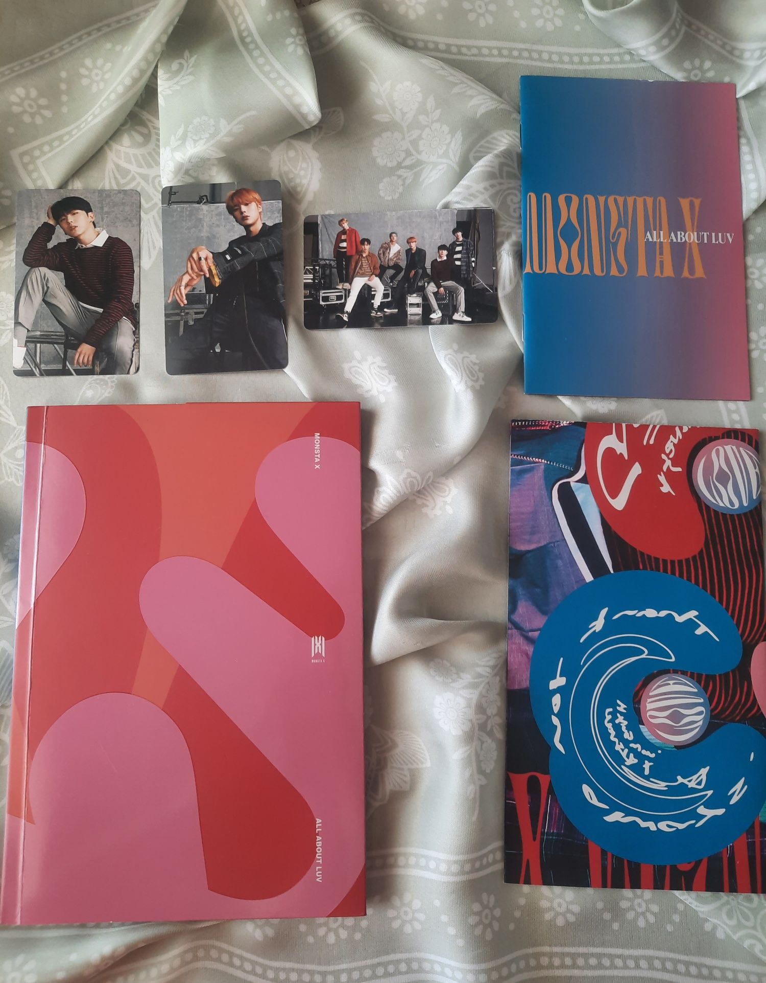 Álbum Monsta X (photocards incluídos)