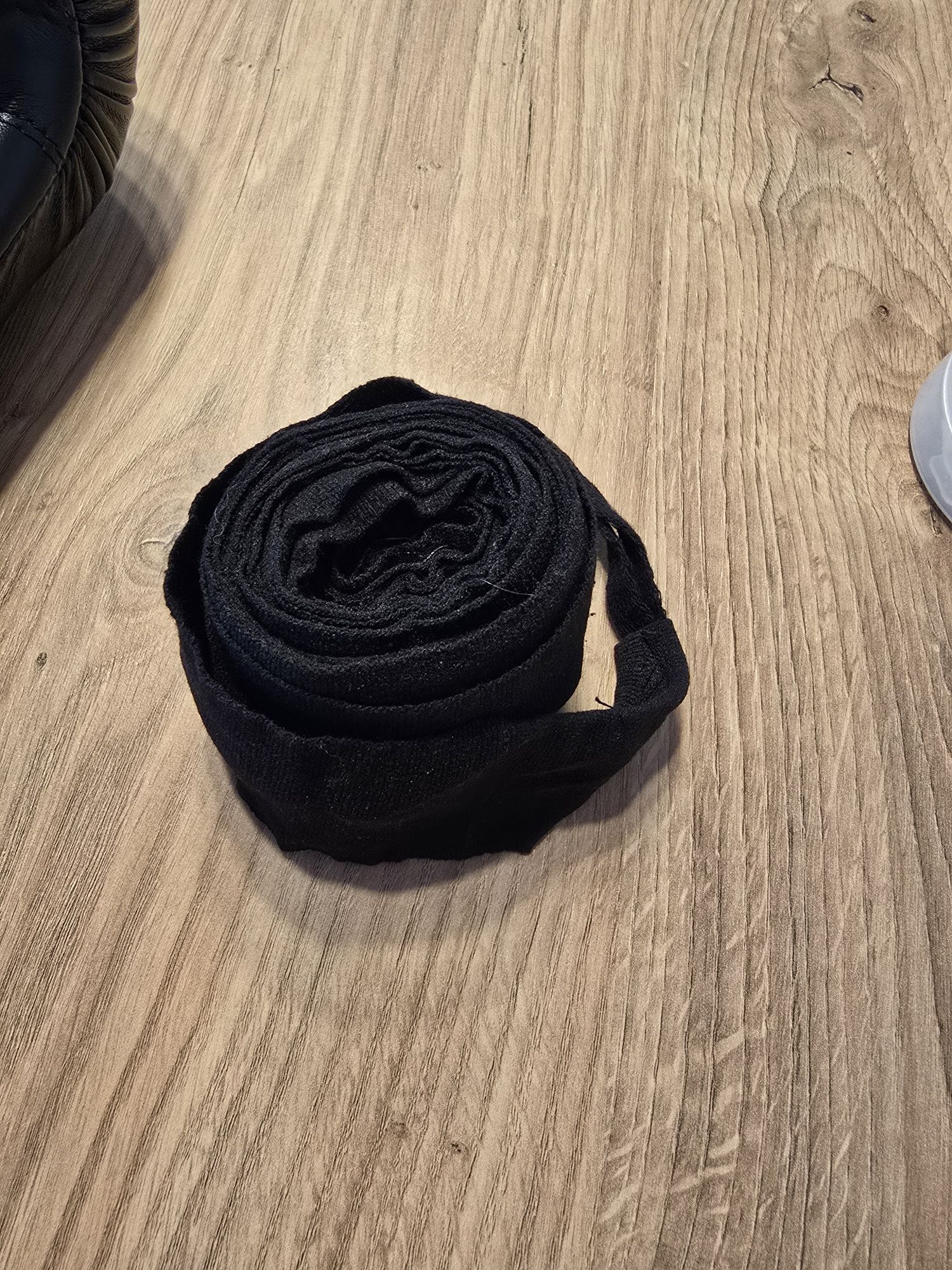Rękawice bokserskie Adidas 14 oz - kompletny zestaw