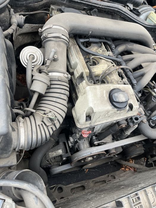 Мерседес 2,7 дизель.