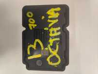 Skoda octavia 2013 1K0614517CN 1K0907379BD POMPA ABS