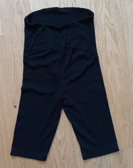 Krótkie legginsy ciążowe czarne bawełniane S/36