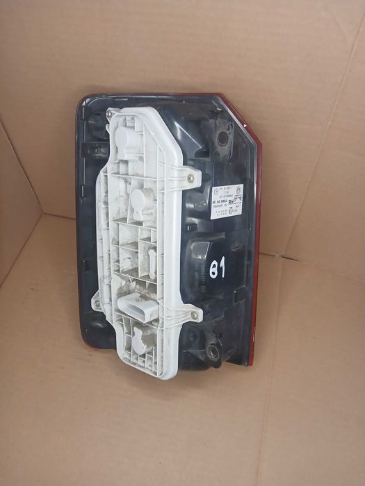 Lampa prawy tył VW Caddy IV
