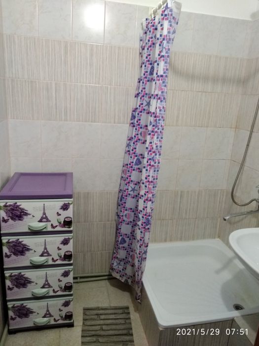 2-х кім. квартира  в  Берегово біля басейна Вільно з 13 Листопада