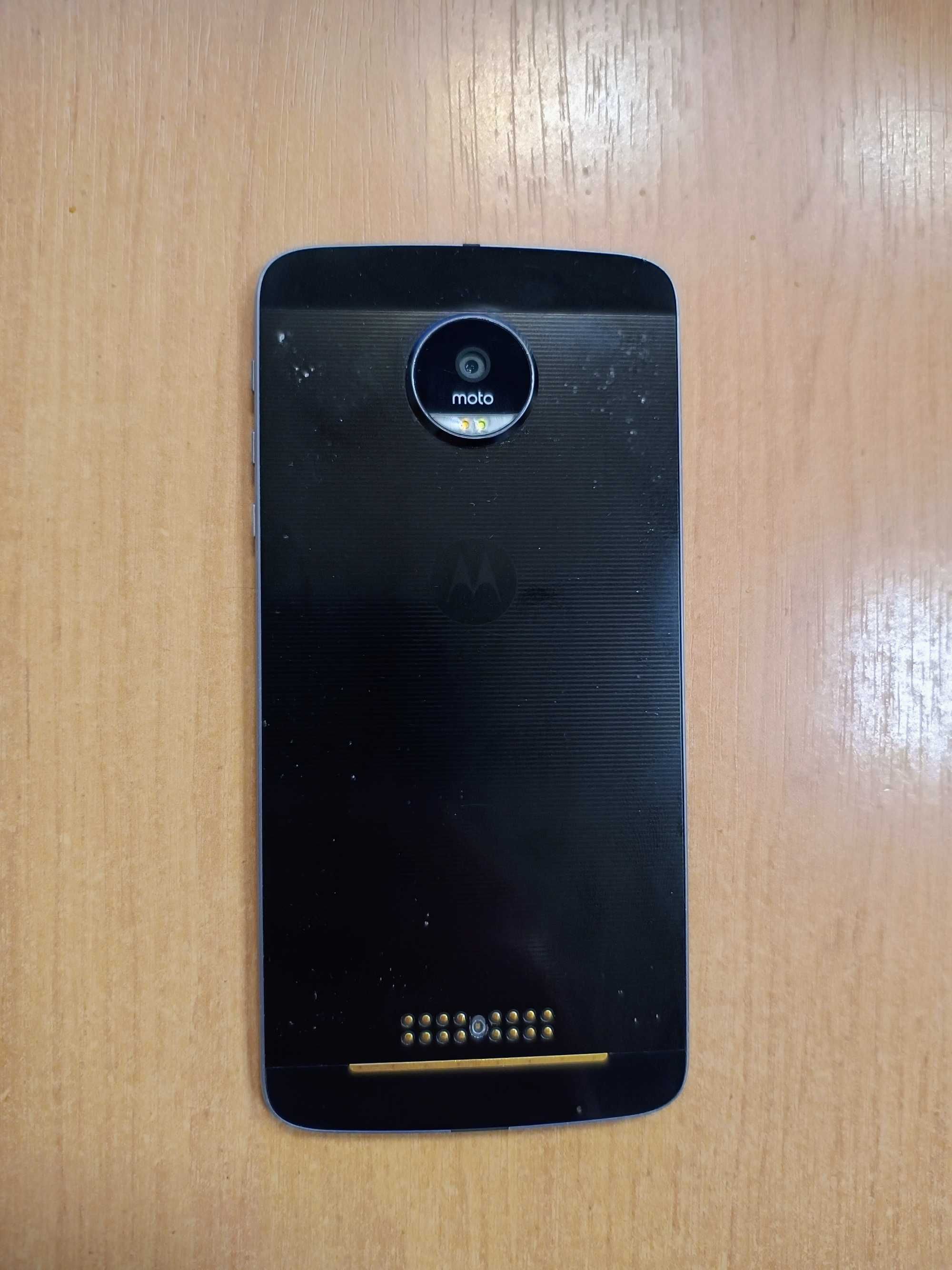 Motorola Moto Z Xt1650-03 - smartphone  cały zestaw