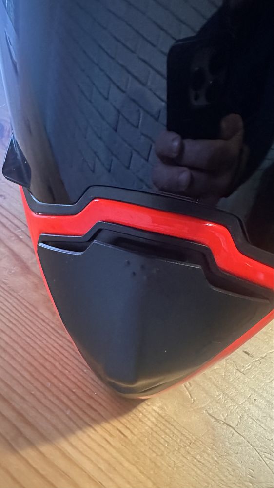 Kask bmw gs carbon  EVO - roz L
