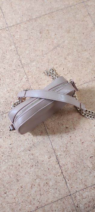 Bolsa Valentino beige