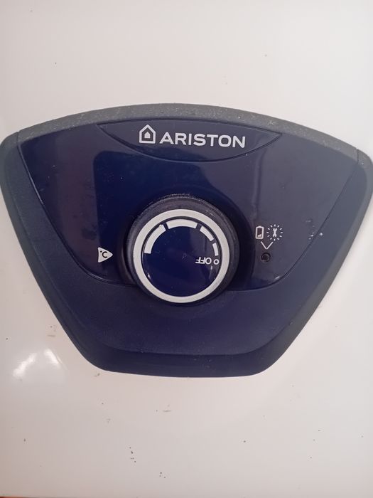 Esquentador Ariston NOVO!