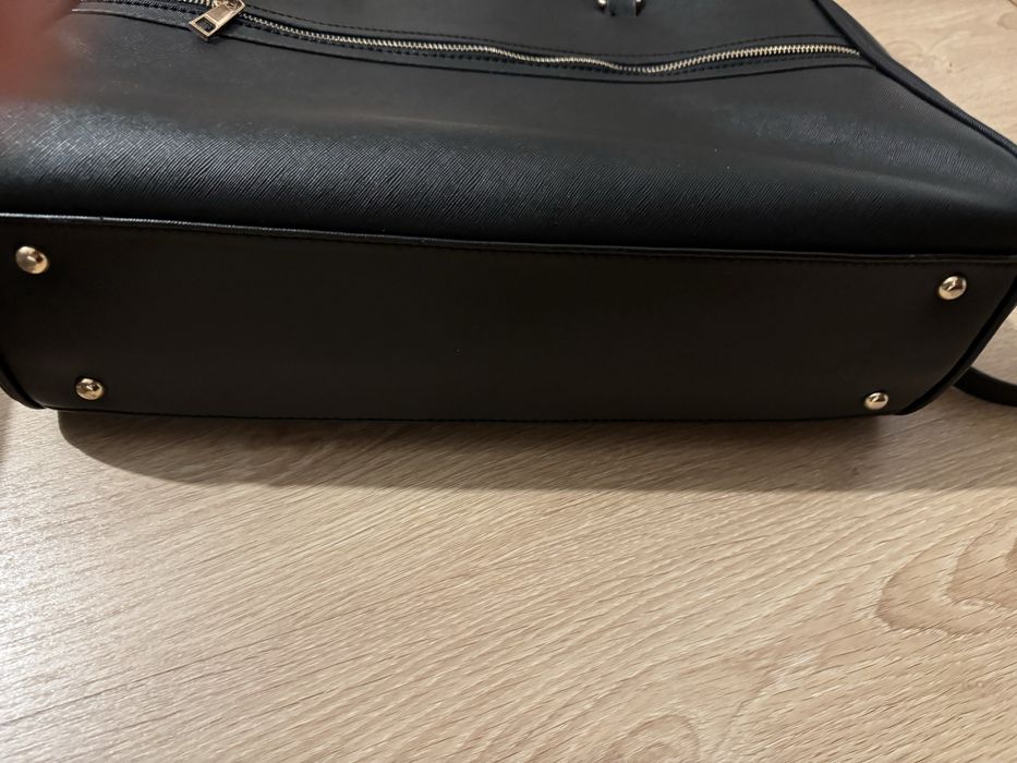 Mala com varias divisorias