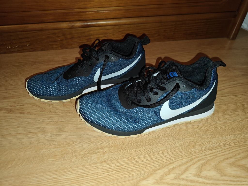 Ténis Nike azuis n44