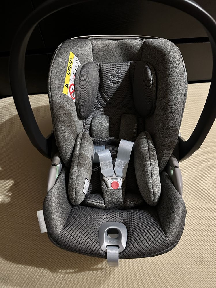 Baby coque cybex como novo, sem nenhuma marca de uso .