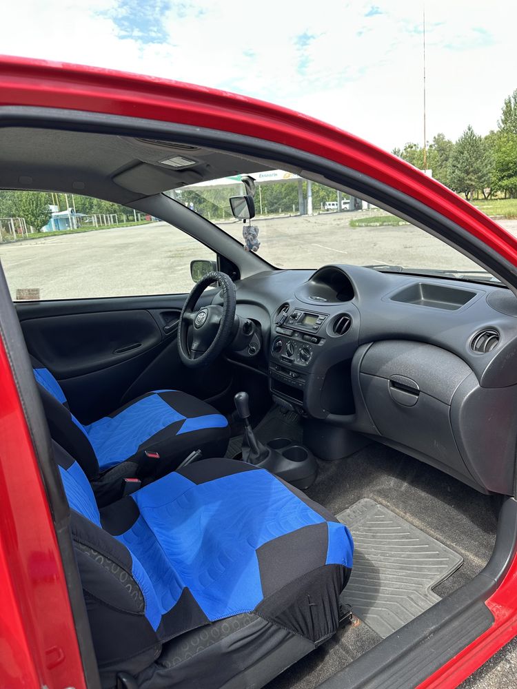 Toyota Yaris 2003 1.0