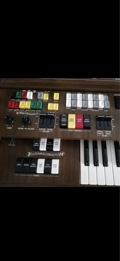 Organy elektryczne Yamaha Electone + stołek