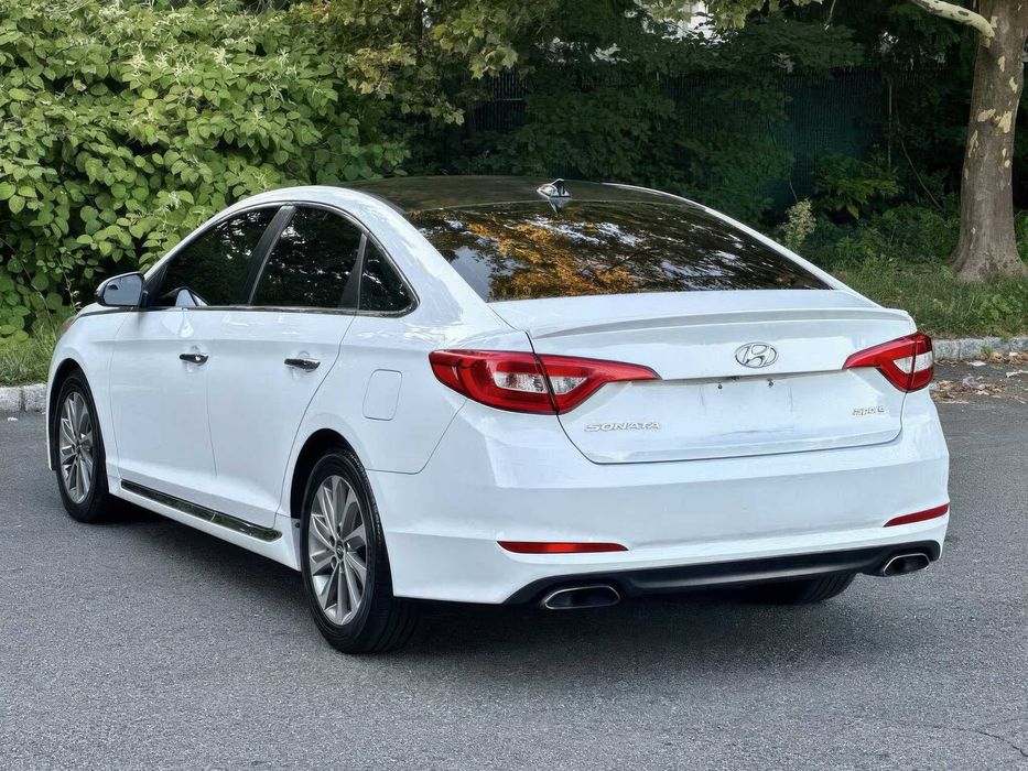 Hyundai Sonata Sport      2017