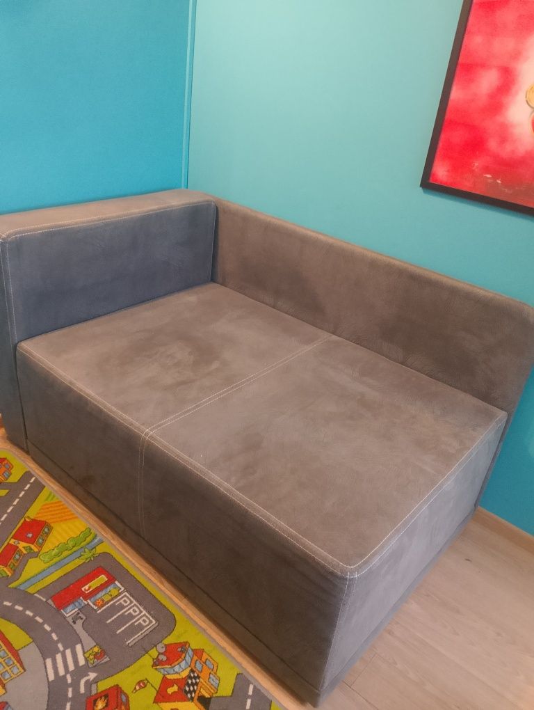 Sofa dwuosobowa rozkładana