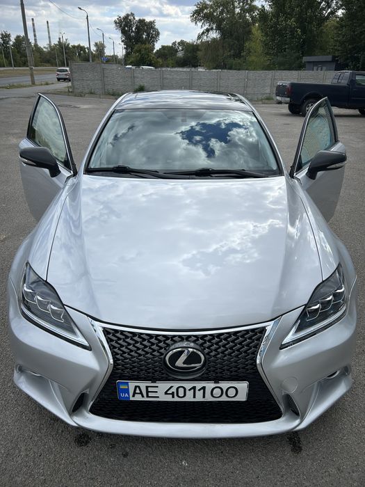 Продам Lexus IS 250