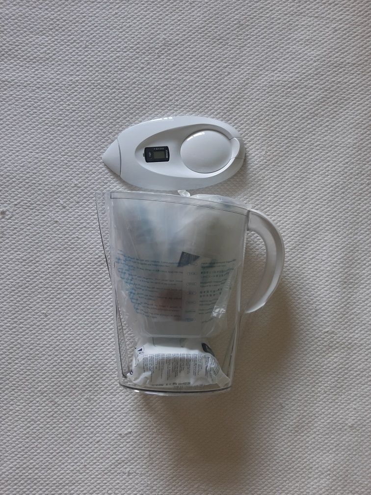 Jarro branco Brita - Marella 2L + 3 filtros TUDO NOVO