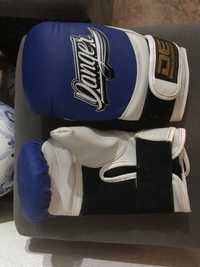 Material muay thai