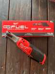 Milwaukee M12 FUEL 3/8” Bezszczotkowa Grzechotka (Wersja USA)