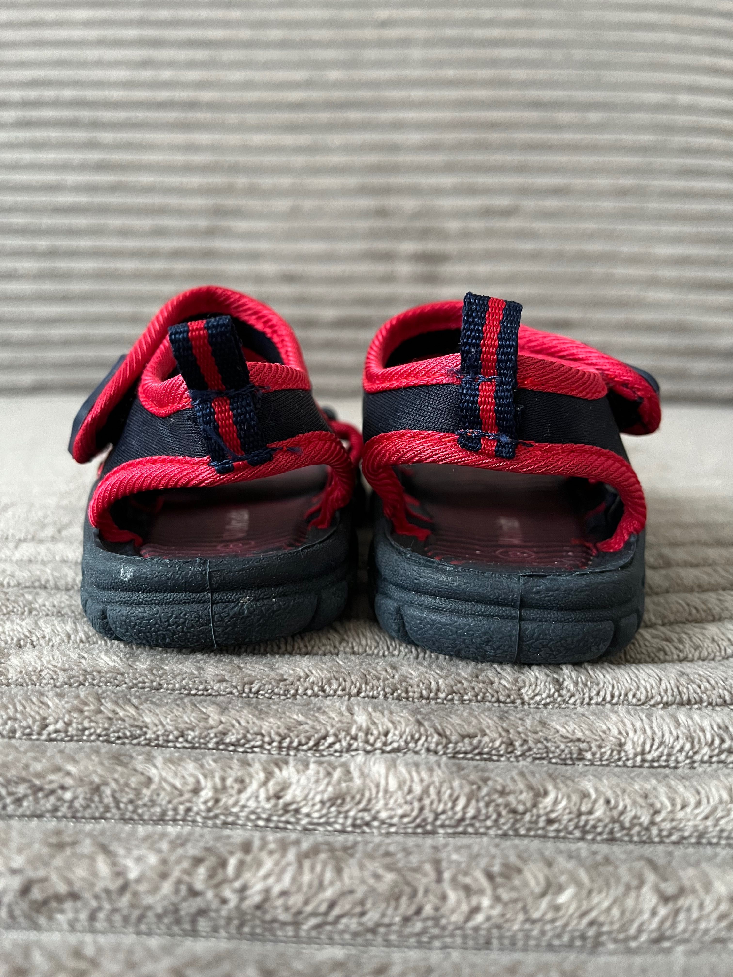 Босоніжки дитячі Walkright 22-23 розмір сандалі