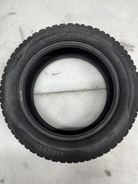 185/60R15 88T PIRELLI CINTURATO WINTER opona  zimowe