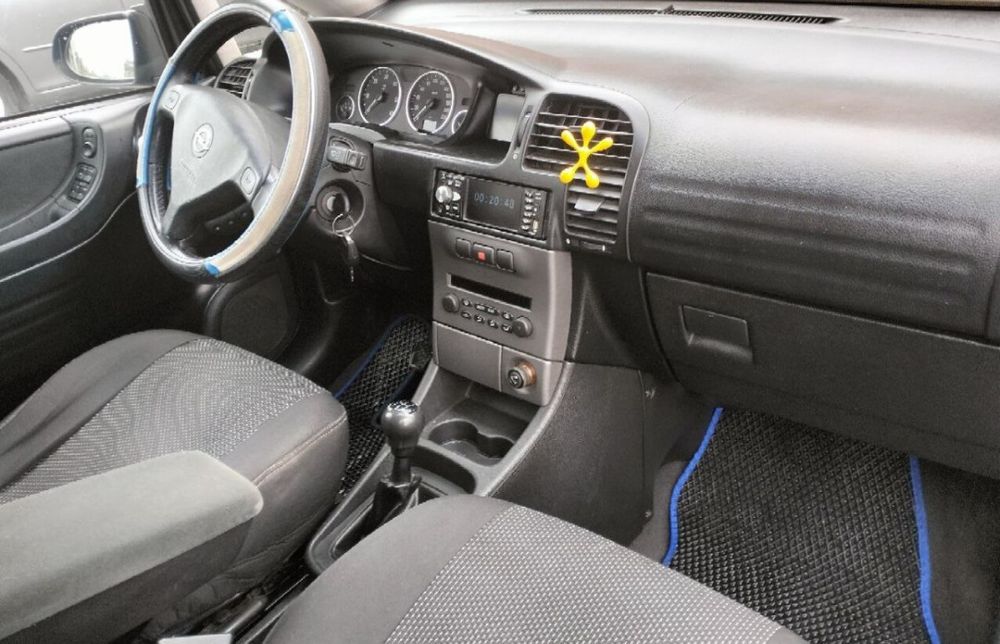 Продам Опель Зефіра