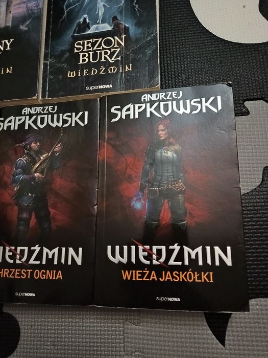 Wiedźmin Sapkowski 5 tomów