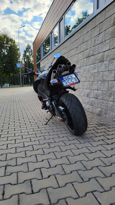 Suzuki Gsx 1300 BK b king B-king hayabusa