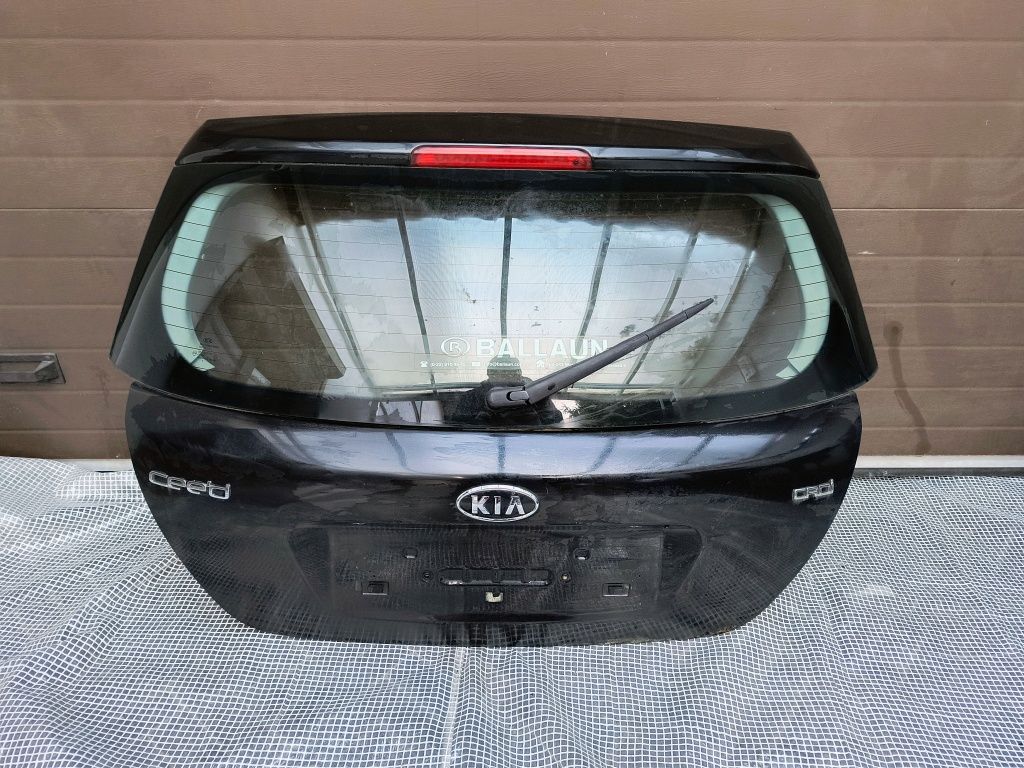 Klapa bagaznika Kia cee'd czarna 06-12 5D HB wysyłka ceed szyba