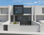 Moradia 3 pisos com jardim interior
