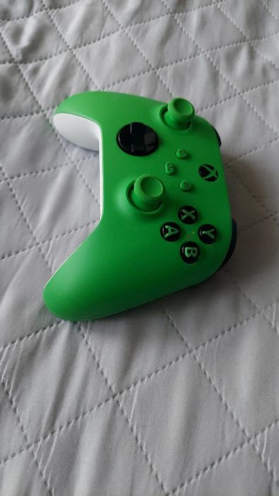 Pad MICROSOFT Xbox One / Series / PC Velocity Green