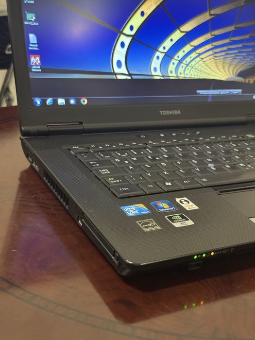 Ноутбук Toshiba Tecra S11 i5 vPro HDD 500GB