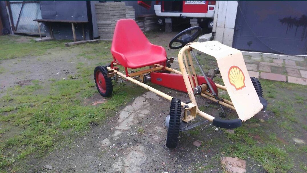 Gokart dziecięcy na pedały