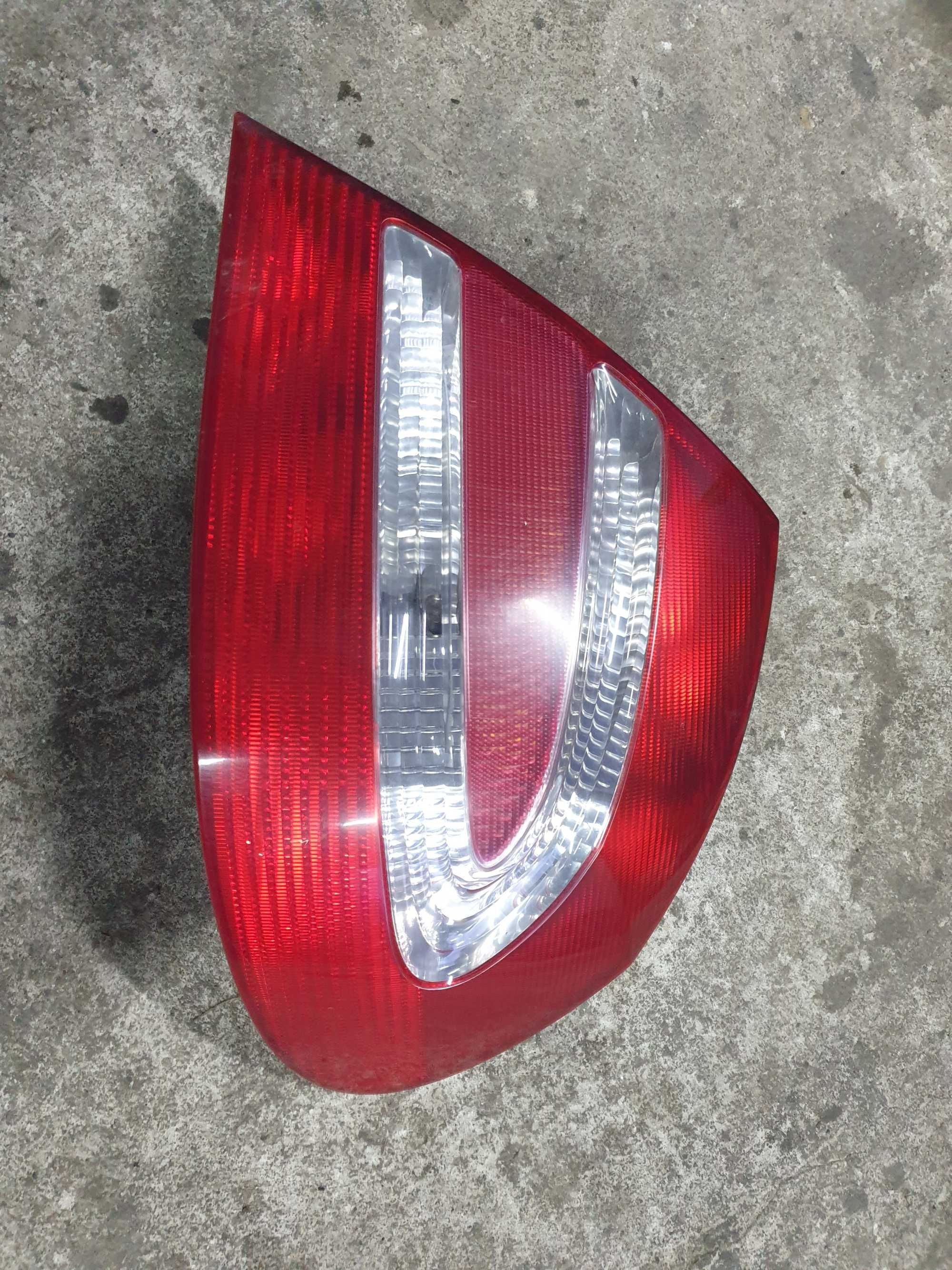 Mercedes CLK w209 lampa prawa tył tylna przed lift EUROPA