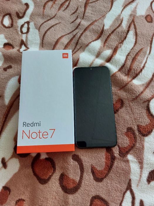 Телефон Redmi Note 7
