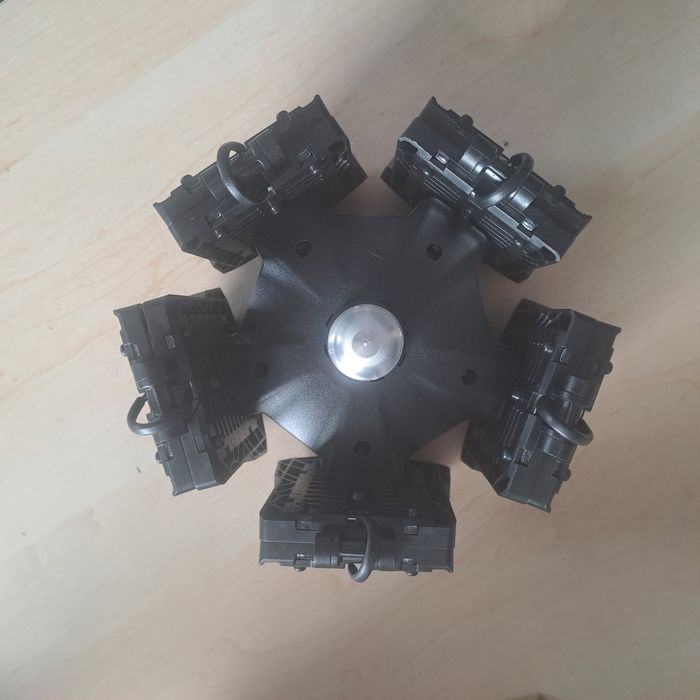 Lampa garażowa skladana led mocna E27