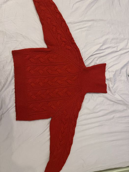 Welniany sweter czerwony