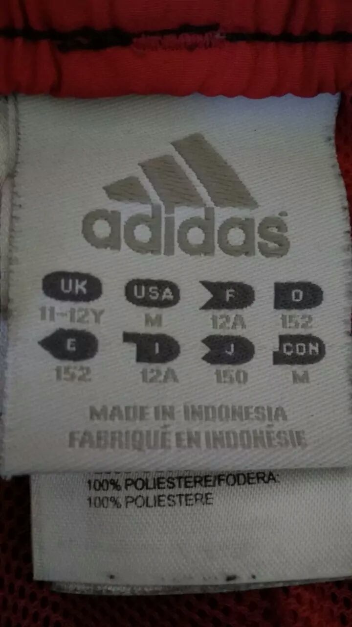 Spodnie Adidas chłopięce 152 cm.
