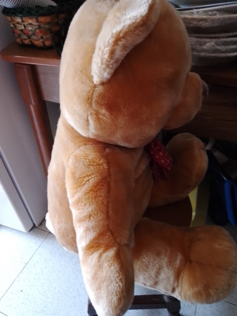 Urso com novo 70 cm altura