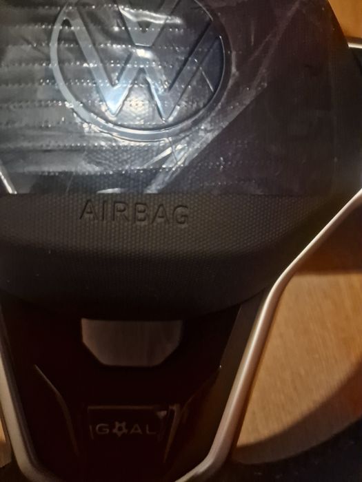 Vendo volante golf 8