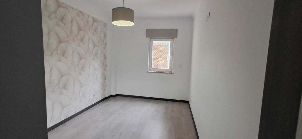 T2 renovado em ótima zona da Figueirinha, Oeiras