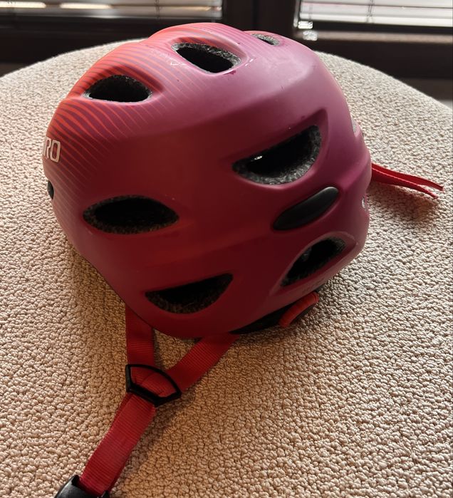 Kask dziecięcy GIRO SCAMP S 49-53 fioletowo-różowy