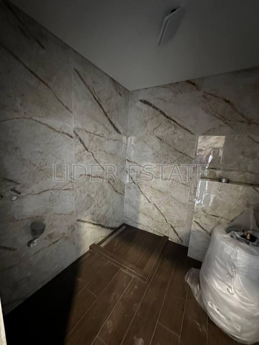 Продаж 1,5 кімнатну кварти боздош ЖК "Радіщева Новий" Ужгород