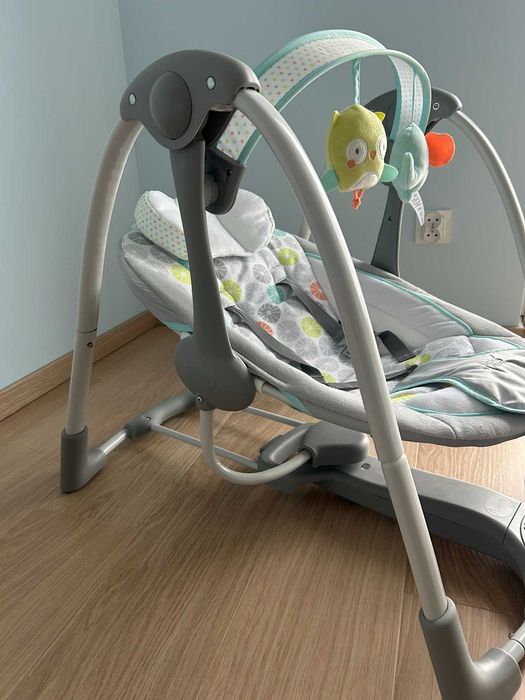 INGENUITY Huśtawka z dźwiękiem