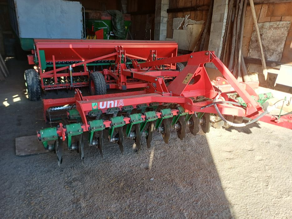 Agregat uprawowo siewny 4m