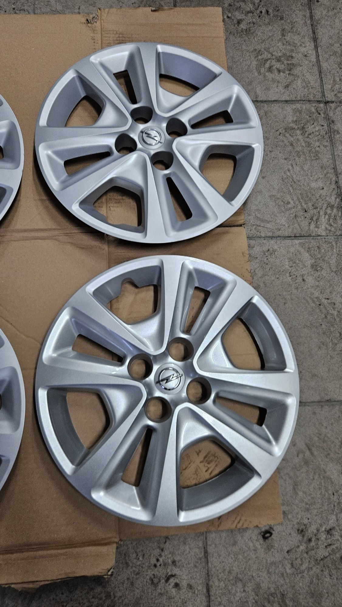 Kołpaki 15" OPEL strukturalne