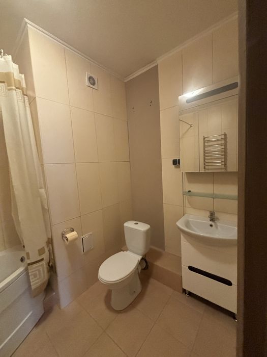 Саперно слободская 22 ,Голосеевский р-н