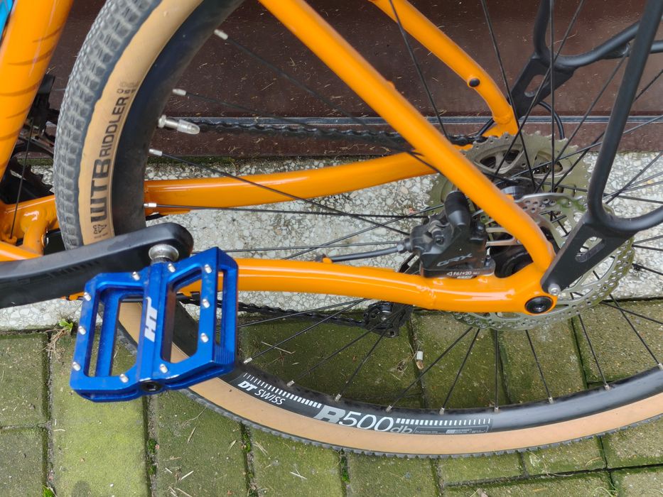 Gravel Kross Esker 5.0 wersja pomarańczowa
